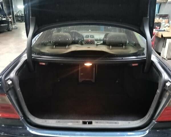 Синій Мерседес ЦЛК-Клас, об'ємом двигуна 2.3 л та пробігом 306 тис. км за 3500 $, фото 6 на Automoto.ua