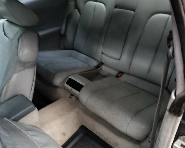 Синій Мерседес ЦЛК-Клас, об'ємом двигуна 2.3 л та пробігом 306 тис. км за 3500 $, фото 5 на Automoto.ua