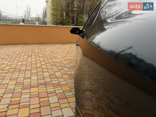 Синий Мерседес ЦЛК-Класс, объемом двигателя 3.2 л и пробегом 242 тыс. км за 3300 $, фото 7 на Automoto.ua