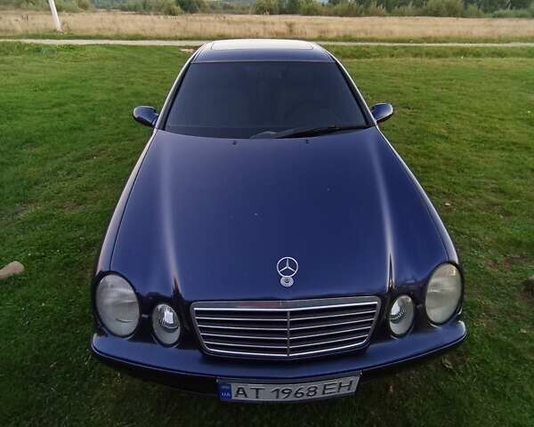 Синій Мерседес ЦЛК-Клас, об'ємом двигуна 2 л та пробігом 550 тис. км за 3999 $, фото 6 на Automoto.ua