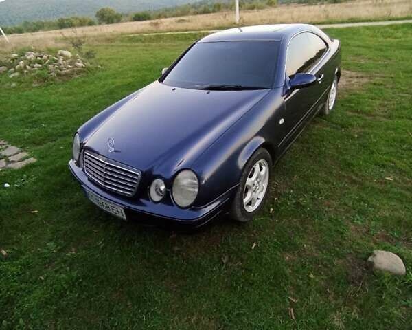 Синій Мерседес ЦЛК-Клас, об'ємом двигуна 2 л та пробігом 550 тис. км за 3999 $, фото 1 на Automoto.ua