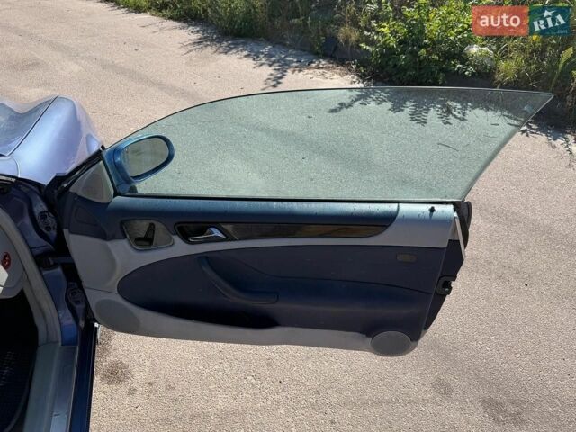 Синій Мерседес ЦЛК-Клас, об'ємом двигуна 2 л та пробігом 420 тис. км за 3900 $, фото 9 на Automoto.ua