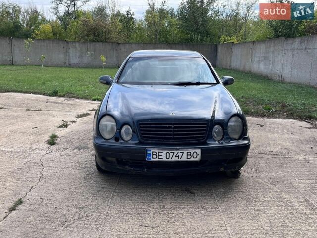 Синій Мерседес ЦЛК-Клас, об'ємом двигуна 2 л та пробігом 400 тис. км за 3300 $, фото 10 на Automoto.ua