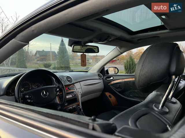 Синій Мерседес ЦЛК-Клас, об'ємом двигуна 2.6 л та пробігом 375 тис. км за 4550 $, фото 43 на Automoto.ua