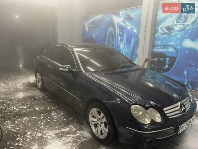 Синий Мерседес ЦЛК-Класс, объемом двигателя 2.6 л и пробегом 230 тыс. км за 6800 $, фото 2 на Automoto.ua