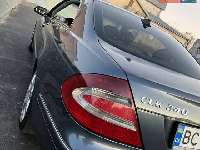 Синій Мерседес ЦЛК-Клас, об'ємом двигуна 2.6 л та пробігом 375 тис. км за 4550 $, фото 65 на Automoto.ua