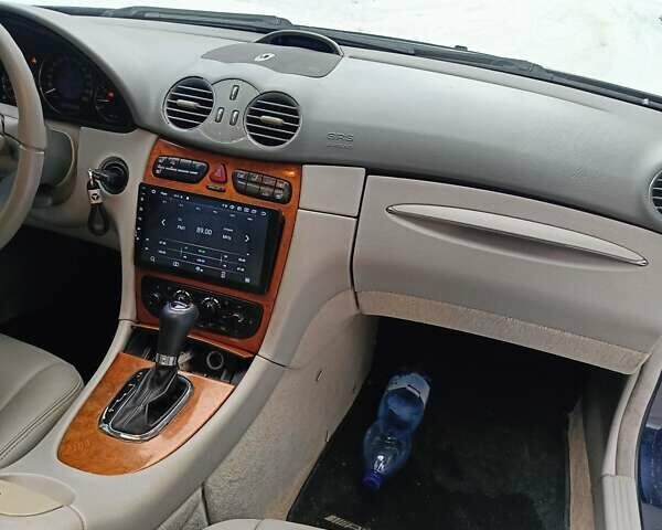 Синій Мерседес ЦЛК-Клас, об'ємом двигуна 2.6 л та пробігом 337 тис. км за 6600 $, фото 19 на Automoto.ua