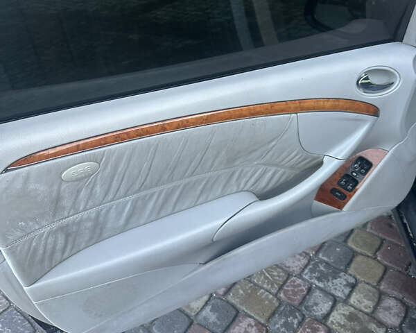 Синий Мерседес ЦЛК-Класс, объемом двигателя 2.6 л и пробегом 300 тыс. км за 6777 $, фото 9 на Automoto.ua