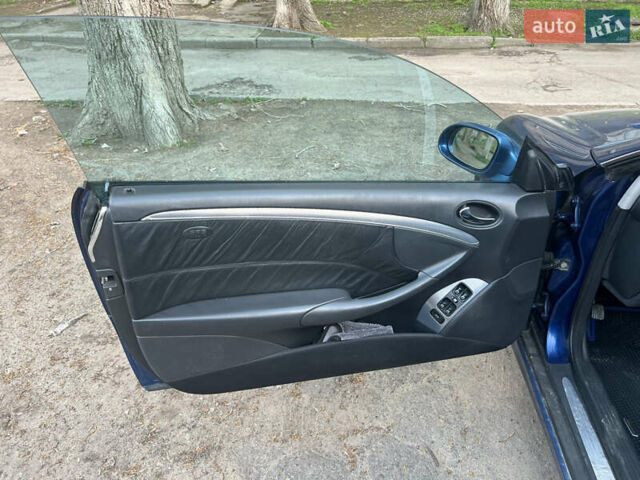 Синий Мерседес ЦЛК-Класс, объемом двигателя 2.6 л и пробегом 229 тыс. км за 7150 $, фото 7 на Automoto.ua