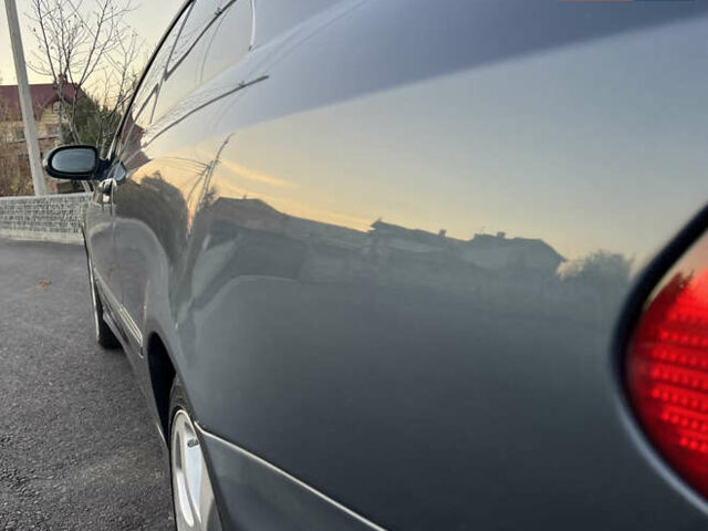 Синій Мерседес ЦЛК-Клас, об'ємом двигуна 2.6 л та пробігом 375 тис. км за 4550 $, фото 54 на Automoto.ua