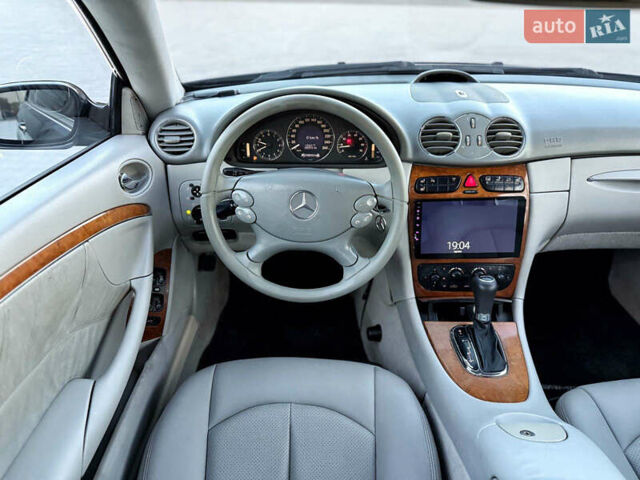 Синій Мерседес ЦЛК-Клас, об'ємом двигуна 2.6 л та пробігом 300 тис. км за 7000 $, фото 6 на Automoto.ua