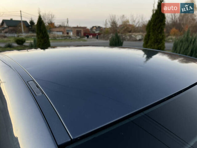 Синій Мерседес ЦЛК-Клас, об'ємом двигуна 2.6 л та пробігом 299 тис. км за 4999 $, фото 50 на Automoto.ua