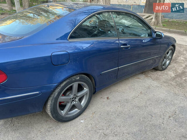 Синий Мерседес ЦЛК-Класс, объемом двигателя 2.6 л и пробегом 229 тыс. км за 7150 $, фото 3 на Automoto.ua