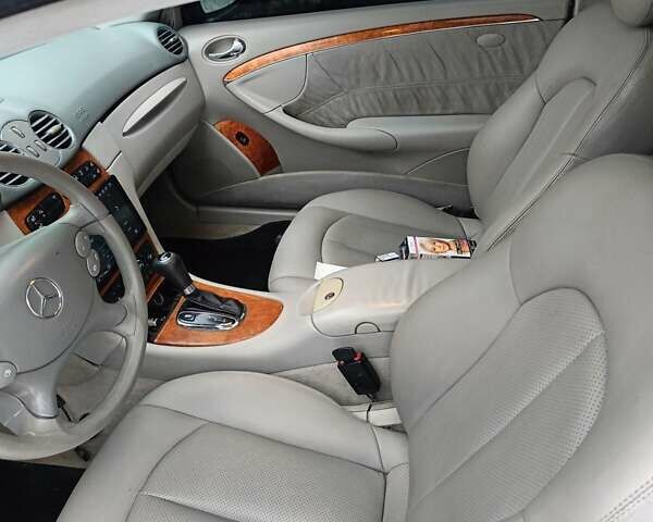 Синій Мерседес ЦЛК-Клас, об'ємом двигуна 2.6 л та пробігом 337 тис. км за 6600 $, фото 13 на Automoto.ua