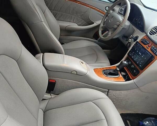 Синій Мерседес ЦЛК-Клас, об'ємом двигуна 2.6 л та пробігом 337 тис. км за 6600 $, фото 22 на Automoto.ua