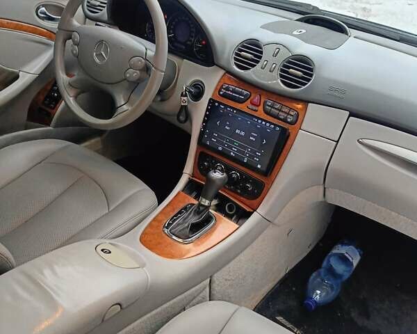 Синій Мерседес ЦЛК-Клас, об'ємом двигуна 2.6 л та пробігом 337 тис. км за 6600 $, фото 20 на Automoto.ua