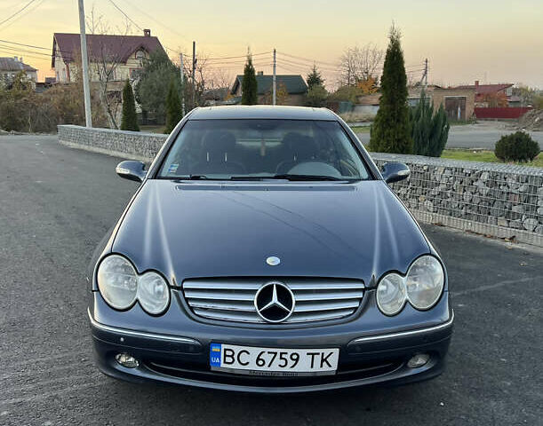 Синій Мерседес ЦЛК-Клас, об'ємом двигуна 2.6 л та пробігом 299 тис. км за 4999 $, фото 2 на Automoto.ua