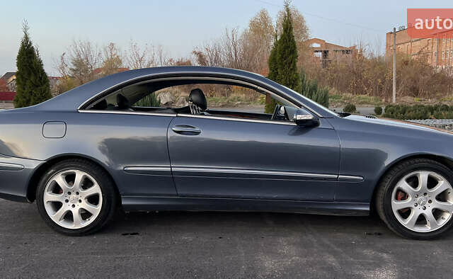Синій Мерседес ЦЛК-Клас, об'ємом двигуна 2.6 л та пробігом 375 тис. км за 4550 $, фото 31 на Automoto.ua