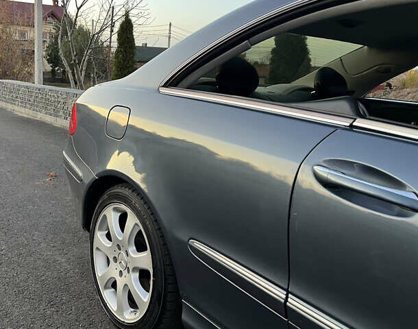 Синій Мерседес ЦЛК-Клас, об'ємом двигуна 2.6 л та пробігом 299 тис. км за 4999 $, фото 25 на Automoto.ua