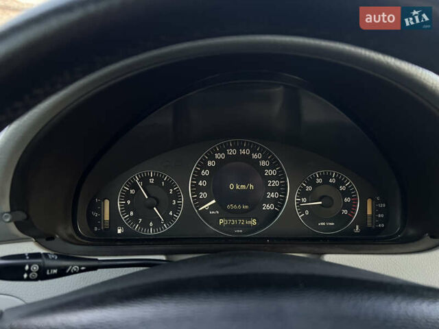 Синій Мерседес ЦЛК-Клас, об'ємом двигуна 2.6 л та пробігом 375 тис. км за 4550 $, фото 39 на Automoto.ua
