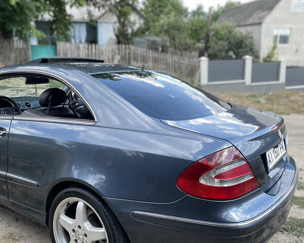 Синій Мерседес ЦЛК-Клас, об'ємом двигуна 2.69 л та пробігом 270 тис. км за 7300 $, фото 9 на Automoto.ua