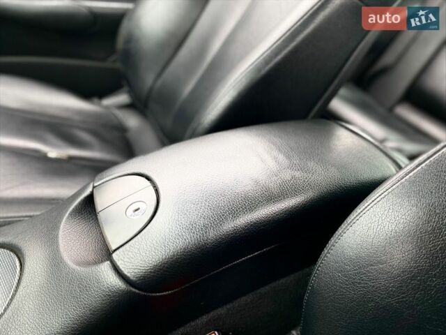 Синий Мерседес ЦЛК-Класс, объемом двигателя 2.7 л и пробегом 346 тыс. км за 7000 $, фото 57 на Automoto.ua