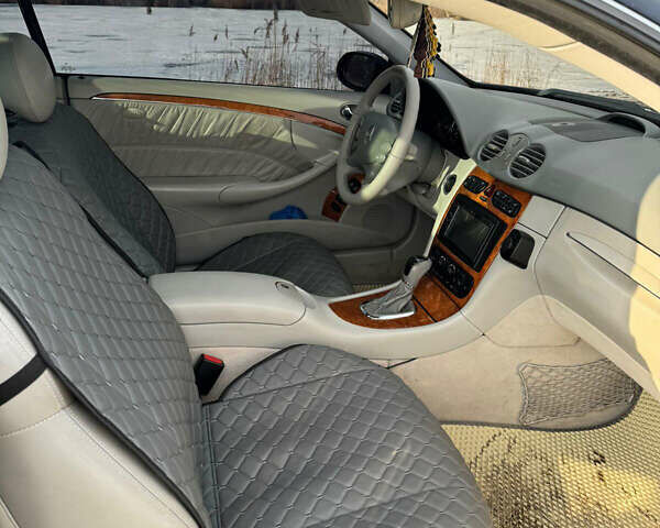 Синий Мерседес ЦЛК-Класс, объемом двигателя 2.6 л и пробегом 209 тыс. км за 7300 $, фото 6 на Automoto.ua