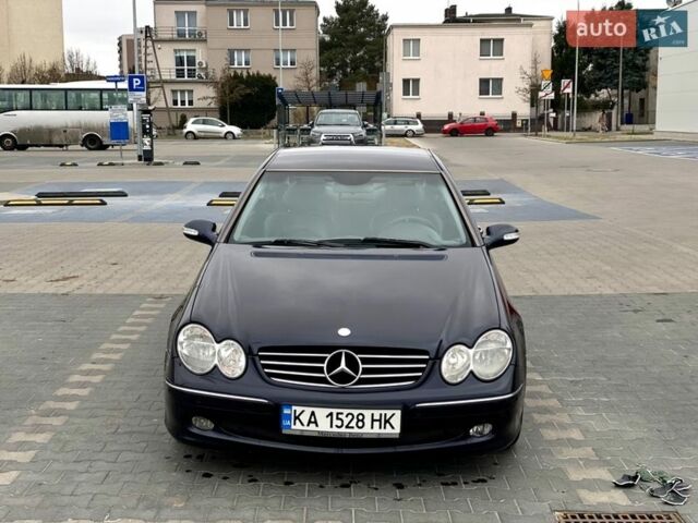 Синий Мерседес ЦЛК-Класс, объемом двигателя 2.7 л и пробегом 346 тыс. км за 7000 $, фото 3 на Automoto.ua