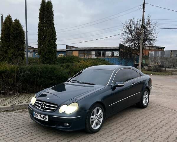 Синий Мерседес ЦЛК-Класс, объемом двигателя 3 л и пробегом 420 тыс. км за 8000 $, фото 1 на Automoto.ua