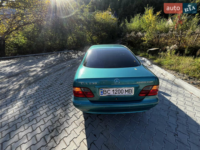 Зеленый Мерседес ЦЛК-Класс, объемом двигателя 2.3 л и пробегом 314 тыс. км за 4700 $, фото 11 на Automoto.ua