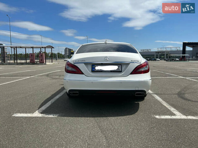 Белый Мерседес ЦЛС 350, объемом двигателя 3 л и пробегом 223 тыс. км за 23800 $, фото 1 на Automoto.ua