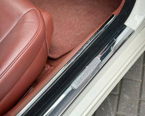 Белый Мерседес ЦЛС-Класс, объемом двигателя 3.5 л и пробегом 140 тыс. км за 10900 $, фото 48 на Automoto.ua