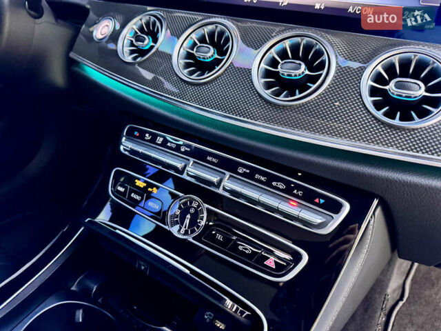 Мерседес ЦЛС-Класс 2019 в Одессе на Automoto.ua Белый Мерседес ЦЛС-Класс, объемом двигателя 2 л и пробегом 87 тыс. км за 51900 $, фото 65 на Automoto.ua