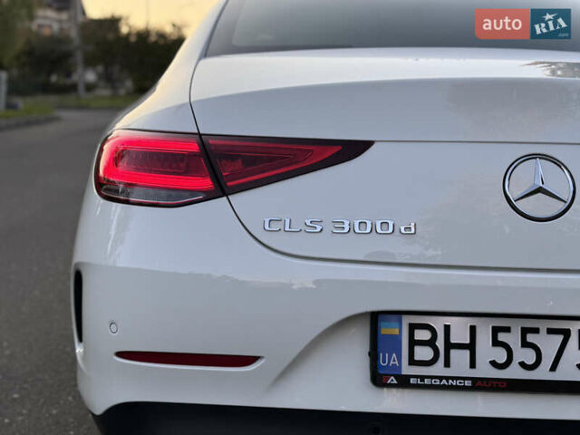 Мерседес ЦЛС-Класс 2019 в Одессе на Automoto.ua Белый Мерседес ЦЛС-Класс, объемом двигателя 2 л и пробегом 87 тыс. км за 51900 $, фото 29 на Automoto.ua