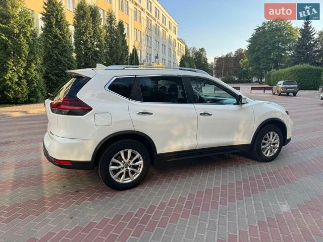 Белый Мерседес ЦЛС-Класс, объемом двигателя 1.95 л и пробегом 57 тыс. км за 47500 $, фото 1 на Automoto.ua