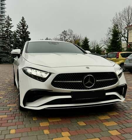 Белый Мерседес ЦЛС-Класс, объемом двигателя 1.99 л и пробегом 77 тыс. км за 59500 $, фото 1 на Automoto.ua