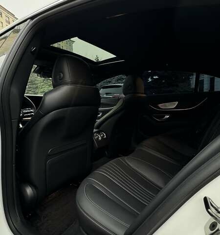 Белый Мерседес ЦЛС-Класс, объемом двигателя 1.99 л и пробегом 77 тыс. км за 59500 $, фото 18 на Automoto.ua