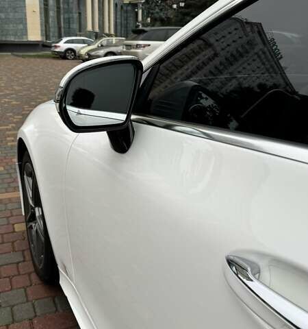 Белый Мерседес ЦЛС-Класс, объемом двигателя 1.99 л и пробегом 77 тыс. км за 59500 $, фото 8 на Automoto.ua