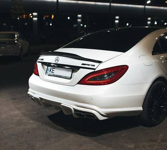 Белый Мерседес ЦЛС-Класс, объемом двигателя 4.66 л и пробегом 70 тыс. км за 23900 $, фото 6 на Automoto.ua