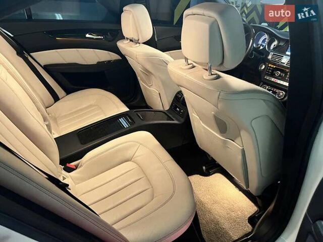 Белый Мерседес ЦЛС-Класс, объемом двигателя 4.7 л и пробегом 71 тыс. км за 20990 $, фото 47 на Automoto.ua