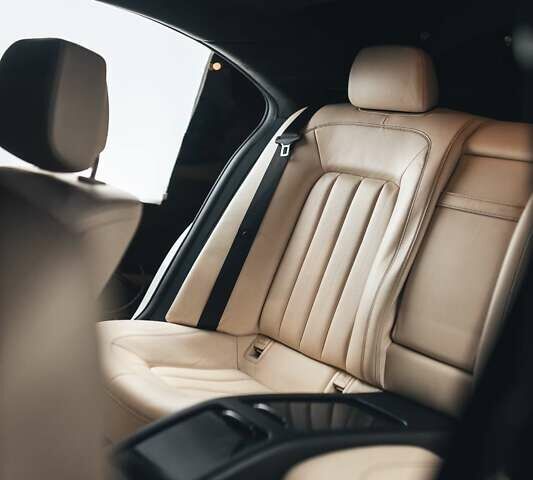 Белый Мерседес ЦЛС-Класс, объемом двигателя 4.66 л и пробегом 70 тыс. км за 23900 $, фото 16 на Automoto.ua