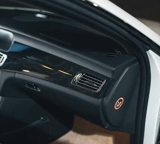 Белый Мерседес ЦЛС-Класс, объемом двигателя 4.66 л и пробегом 70 тыс. км за 23900 $, фото 25 на Automoto.ua