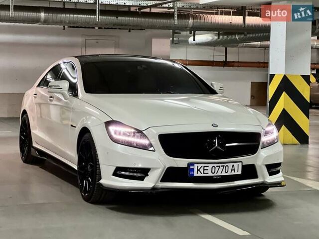 Белый Мерседес ЦЛС-Класс, объемом двигателя 4.7 л и пробегом 71 тыс. км за 20990 $, фото 5 на Automoto.ua