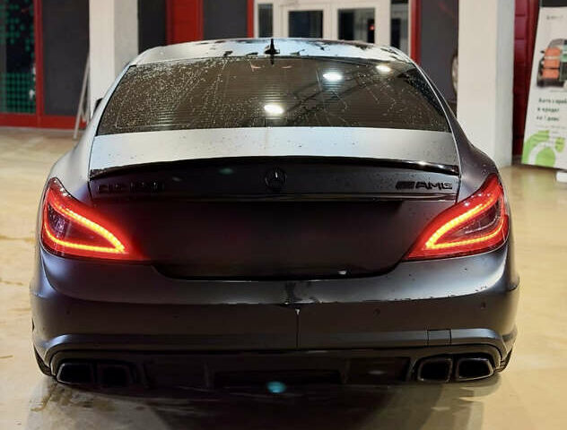 Белый Мерседес ЦЛС-Класс, объемом двигателя 4.66 л и пробегом 163 тыс. км за 16700 $, фото 1 на Automoto.ua