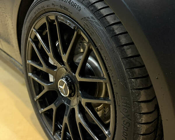 Белый Мерседес ЦЛС-Класс, объемом двигателя 4.7 л и пробегом 181 тыс. км за 19899 $, фото 12 на Automoto.ua