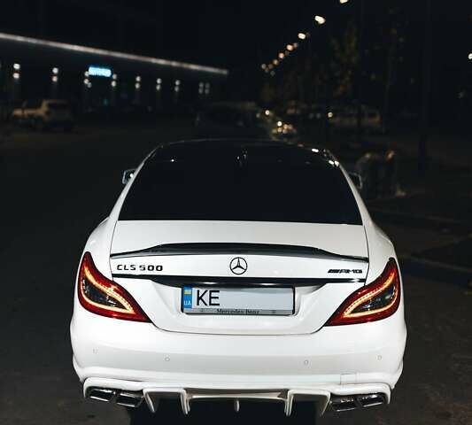 Белый Мерседес ЦЛС-Класс, объемом двигателя 4.66 л и пробегом 70 тыс. км за 23900 $, фото 5 на Automoto.ua