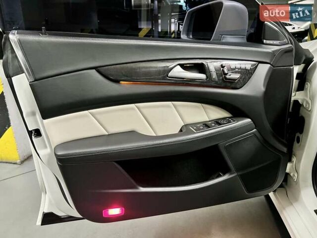 Белый Мерседес ЦЛС-Класс, объемом двигателя 4.7 л и пробегом 71 тыс. км за 20990 $, фото 28 на Automoto.ua