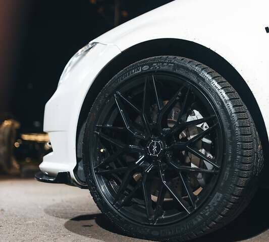 Белый Мерседес ЦЛС-Класс, объемом двигателя 4.66 л и пробегом 70 тыс. км за 23900 $, фото 8 на Automoto.ua