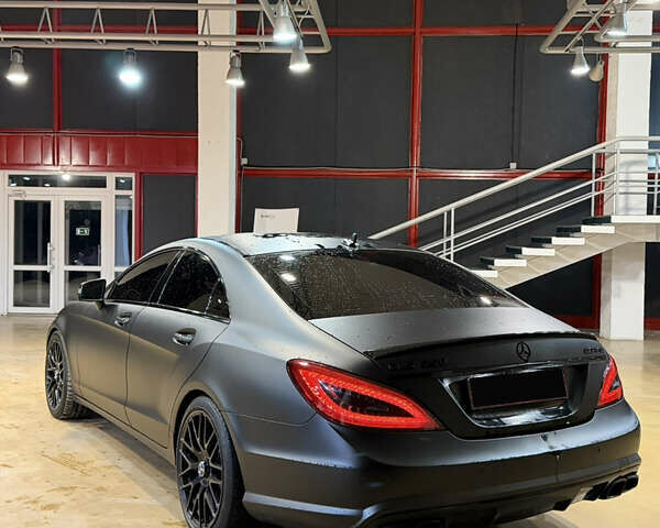 Белый Мерседес ЦЛС-Класс, объемом двигателя 4.7 л и пробегом 181 тыс. км за 19899 $, фото 7 на Automoto.ua