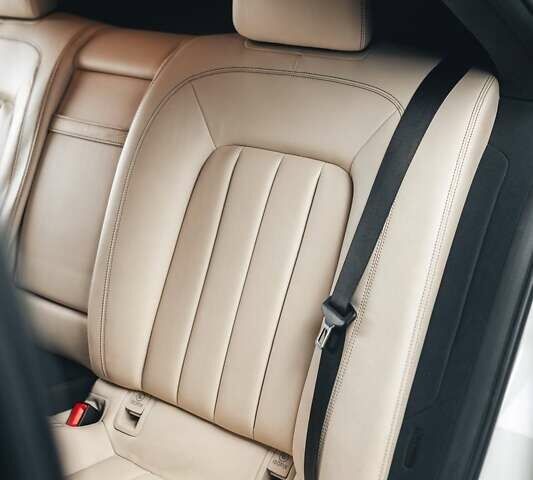 Белый Мерседес ЦЛС-Класс, объемом двигателя 4.66 л и пробегом 70 тыс. км за 23900 $, фото 20 на Automoto.ua